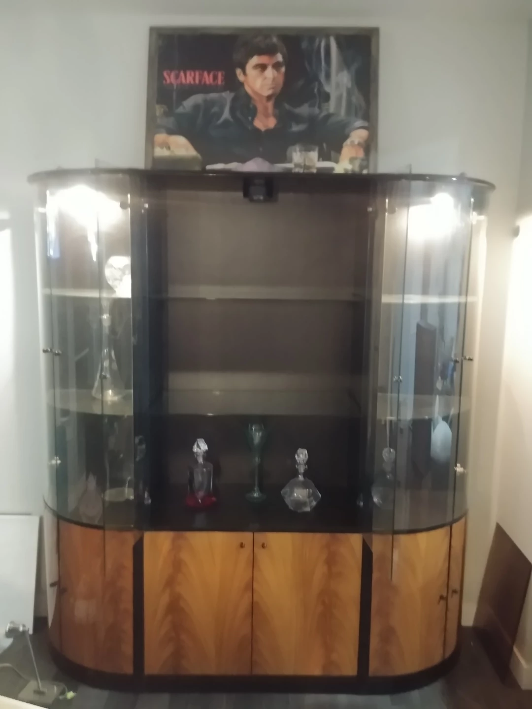 Mid-Century Modern Curved Glass Display Cabinet - photo 3