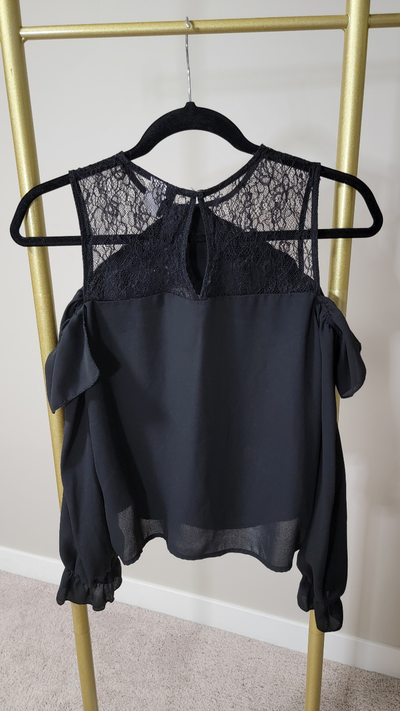 H&M Black Cold Shoulder Blouse with Lace Detail - photo 4