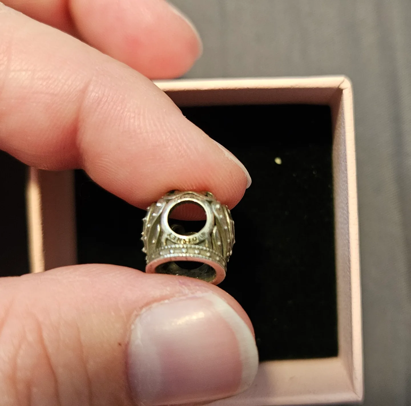 Pandora Disney Anna's Crown Charm image indicator(4)