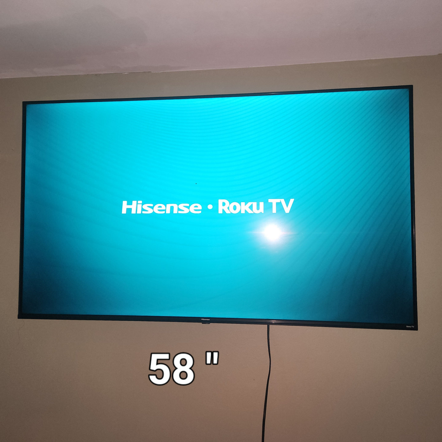 58" Hisense Roku Smart TV