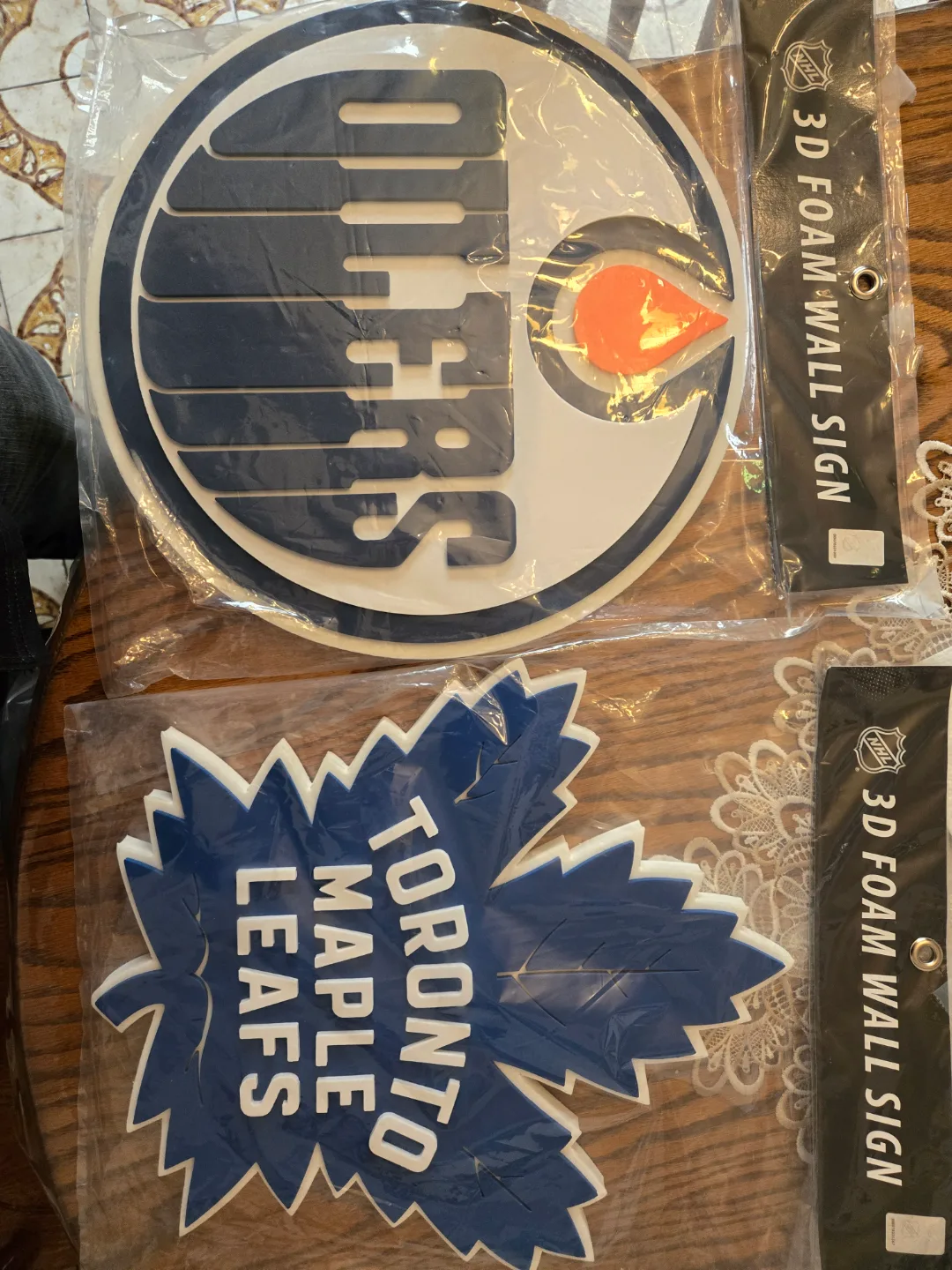 NHL 3D Foam Wall Signs - Oilers & Maple Leafs thumbnail