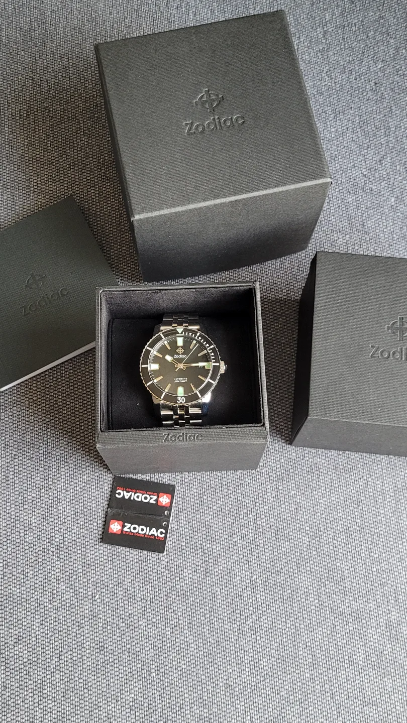 Zodiac Automatic Sea Wolf 200m Men's Watch image indicator(2)