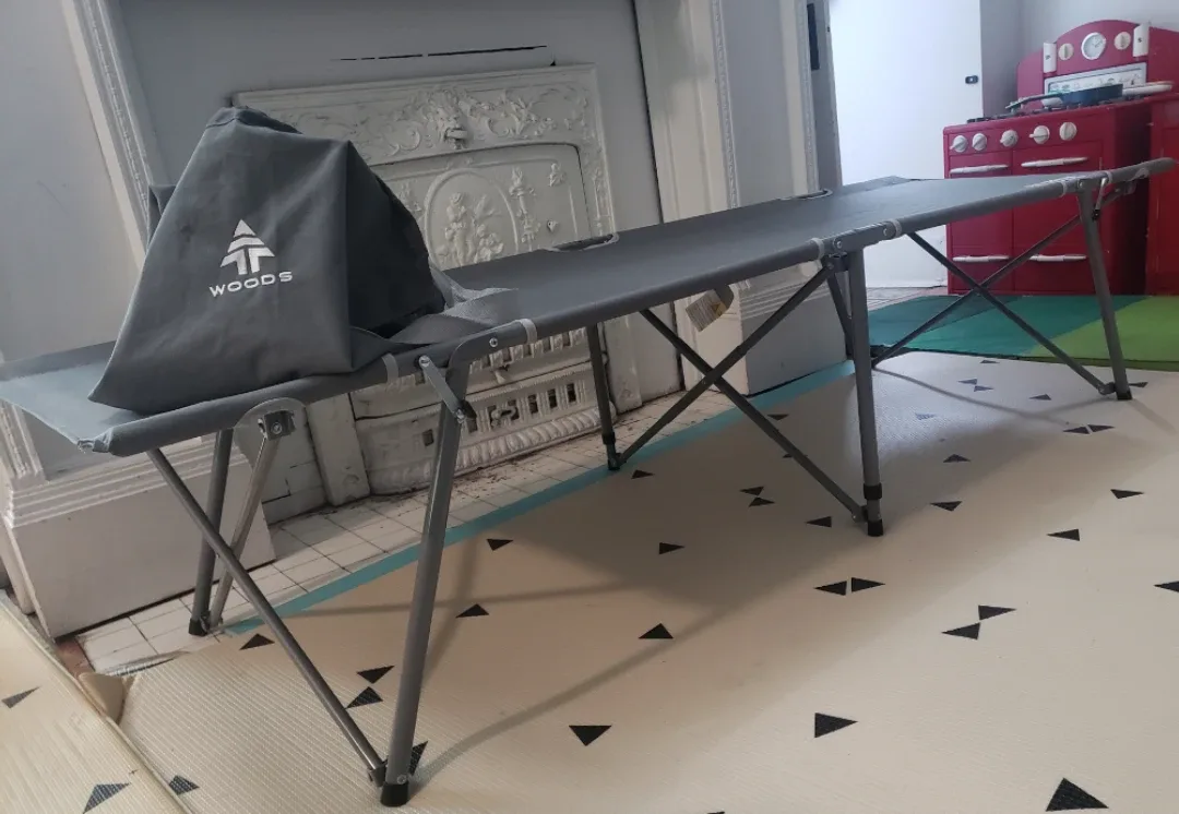 Woods cot with carrying bag thumbnail