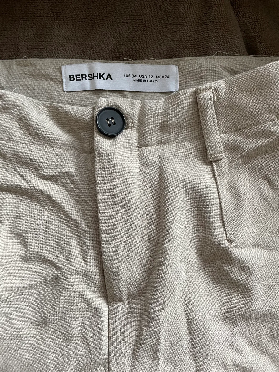 Beige Pants image indicator(2)