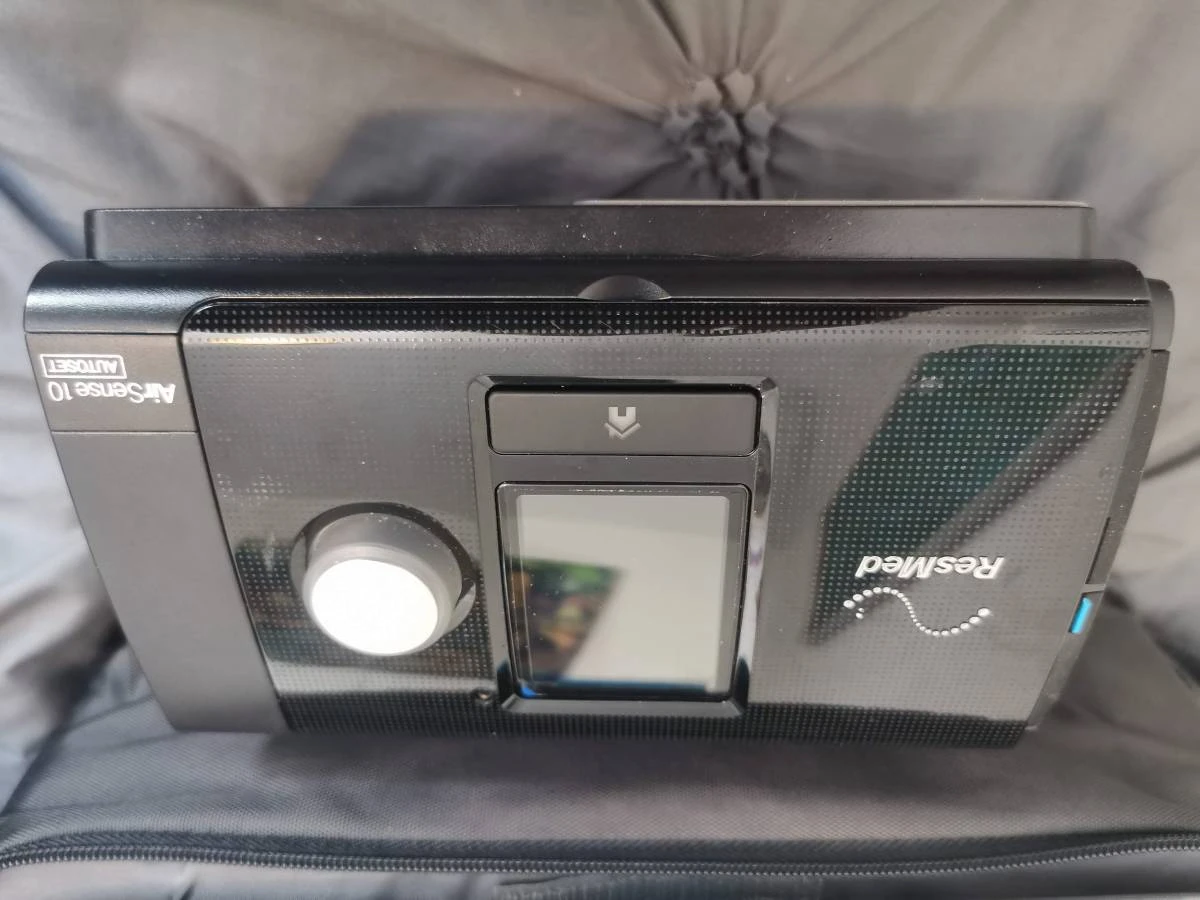 ResMed AirSense 10 AutoSet CPAP Machine with Carry Case - photo 2