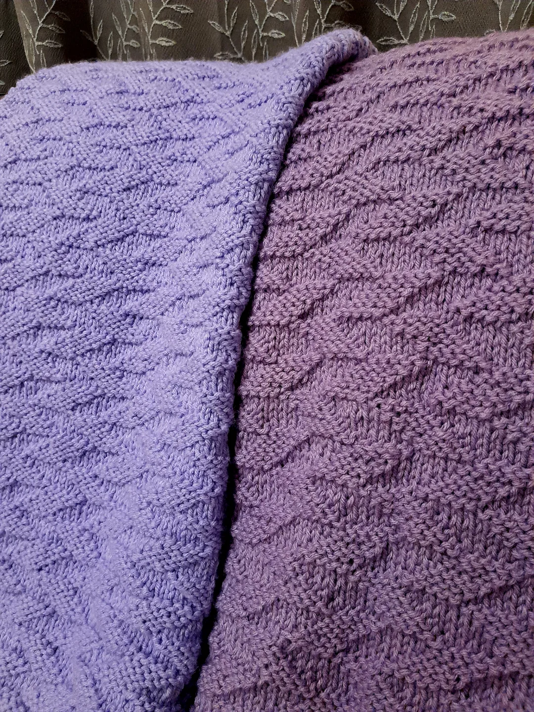 Hand-knitted Baby/Throw Blankets image indicator(3)