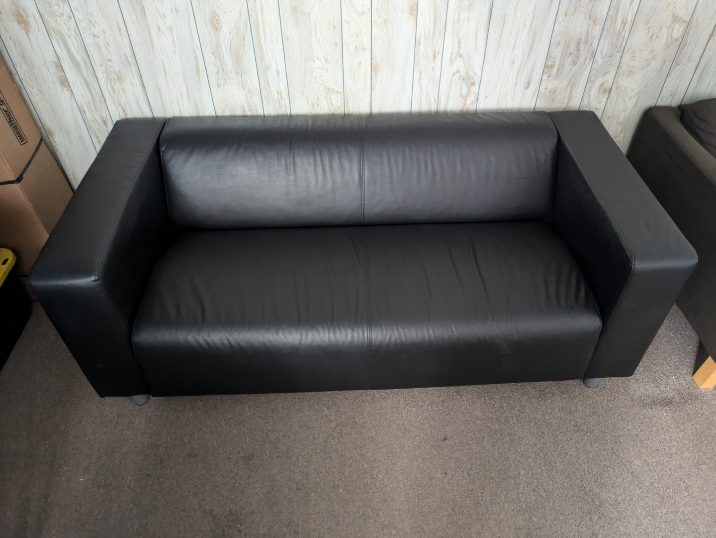 loveseat - free delivery - photo 3