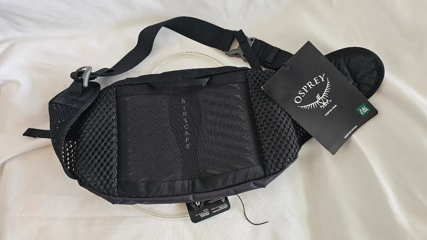 Osprey Seral 4 Hydration Pack - Black image indicator(2)