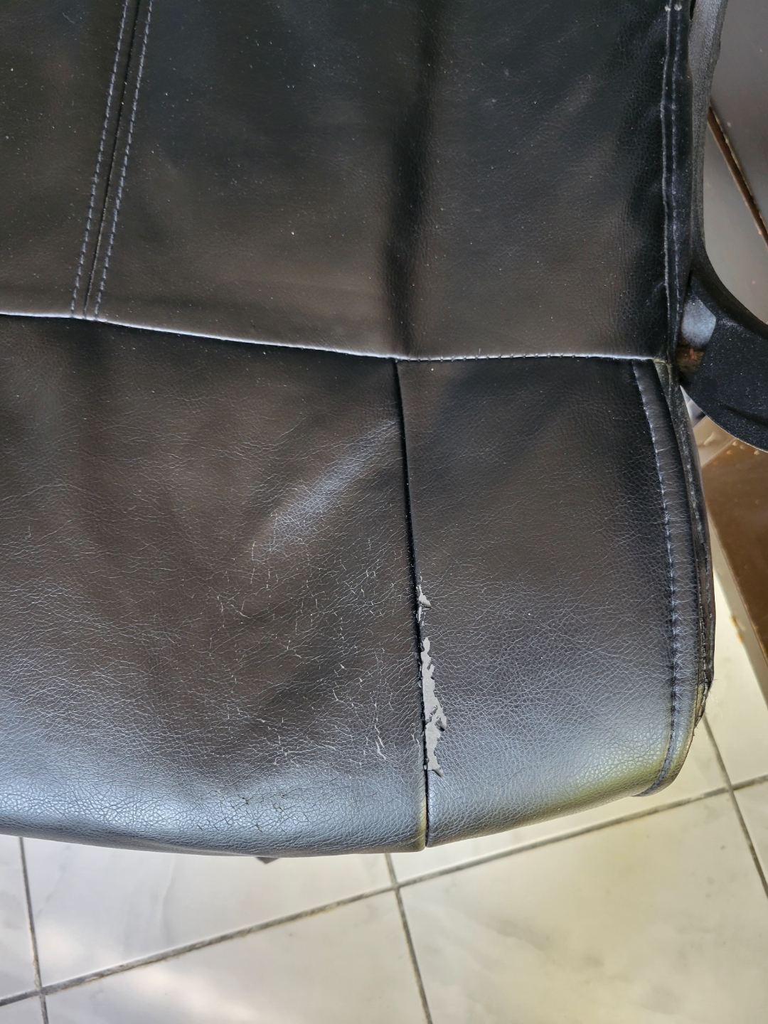 Black Leather Office Chair - photo 2
