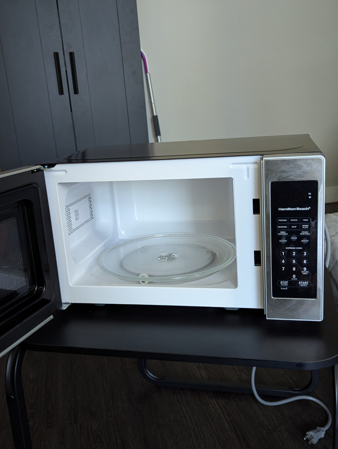 Stainless Steel Microwave Oven - photo 2