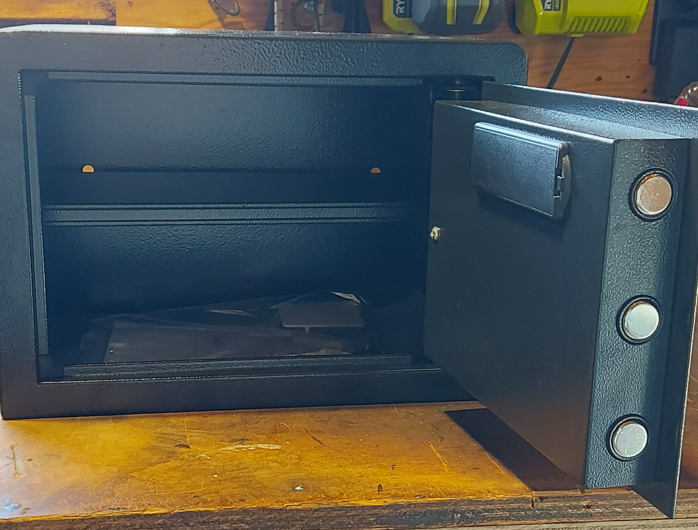 WASJOYE 1.0 Cu Ft Digital Keypad Security Safe - photo 2