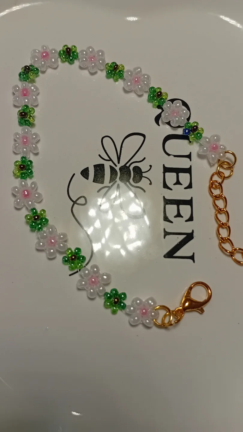 Beaded Flower Bracelet image indicator(3)