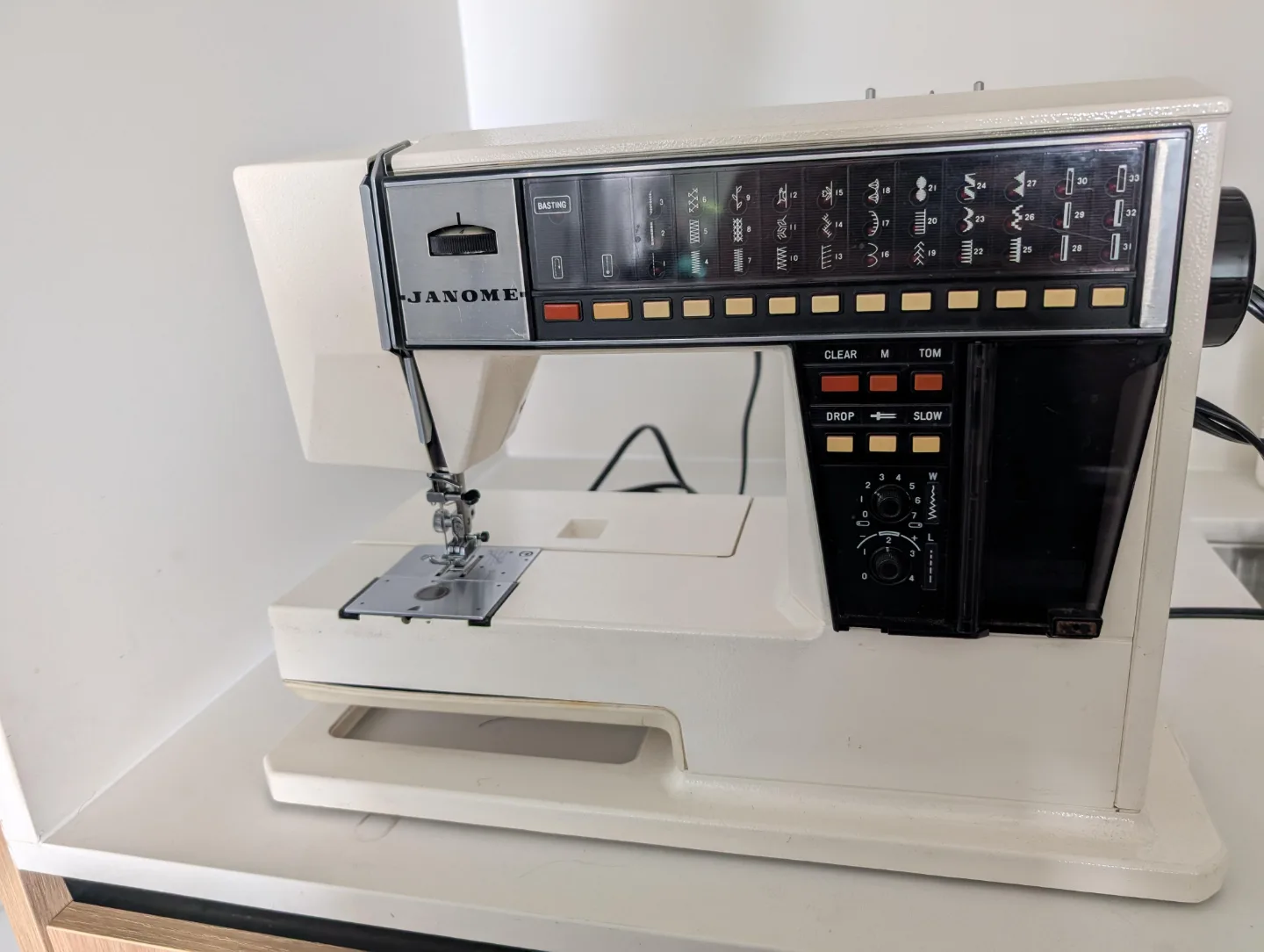 Janome Sewing Machine with Accessories thumbnail