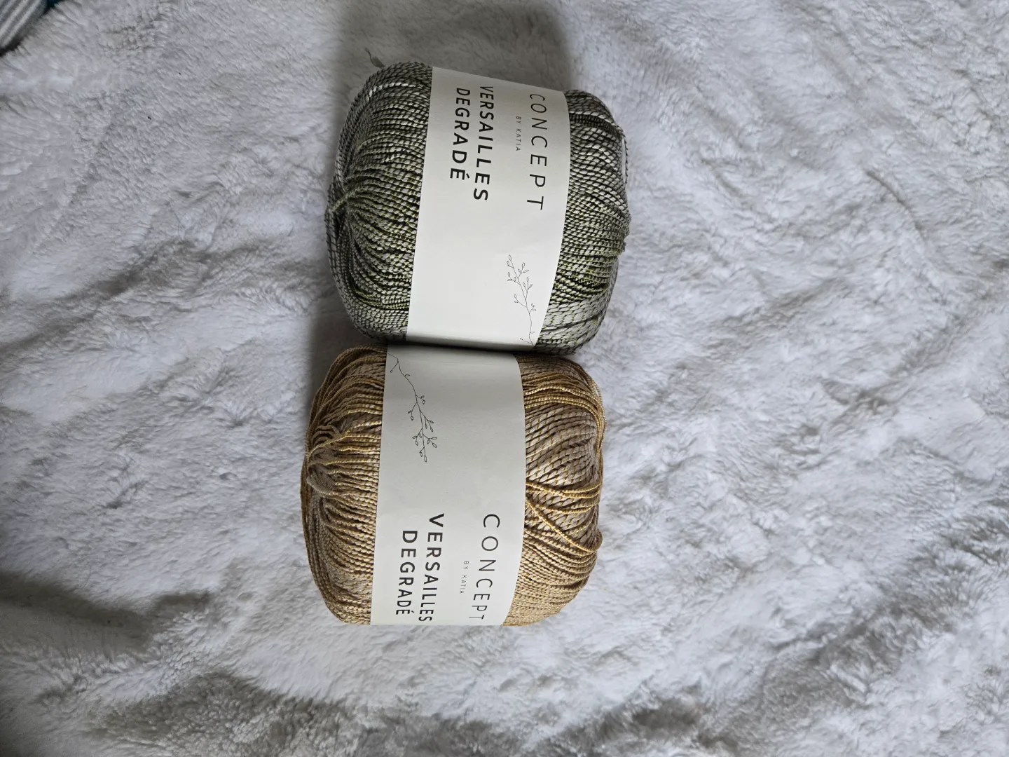Katia Concept Versailles Degradé Yarn - Two Balls thumbnail