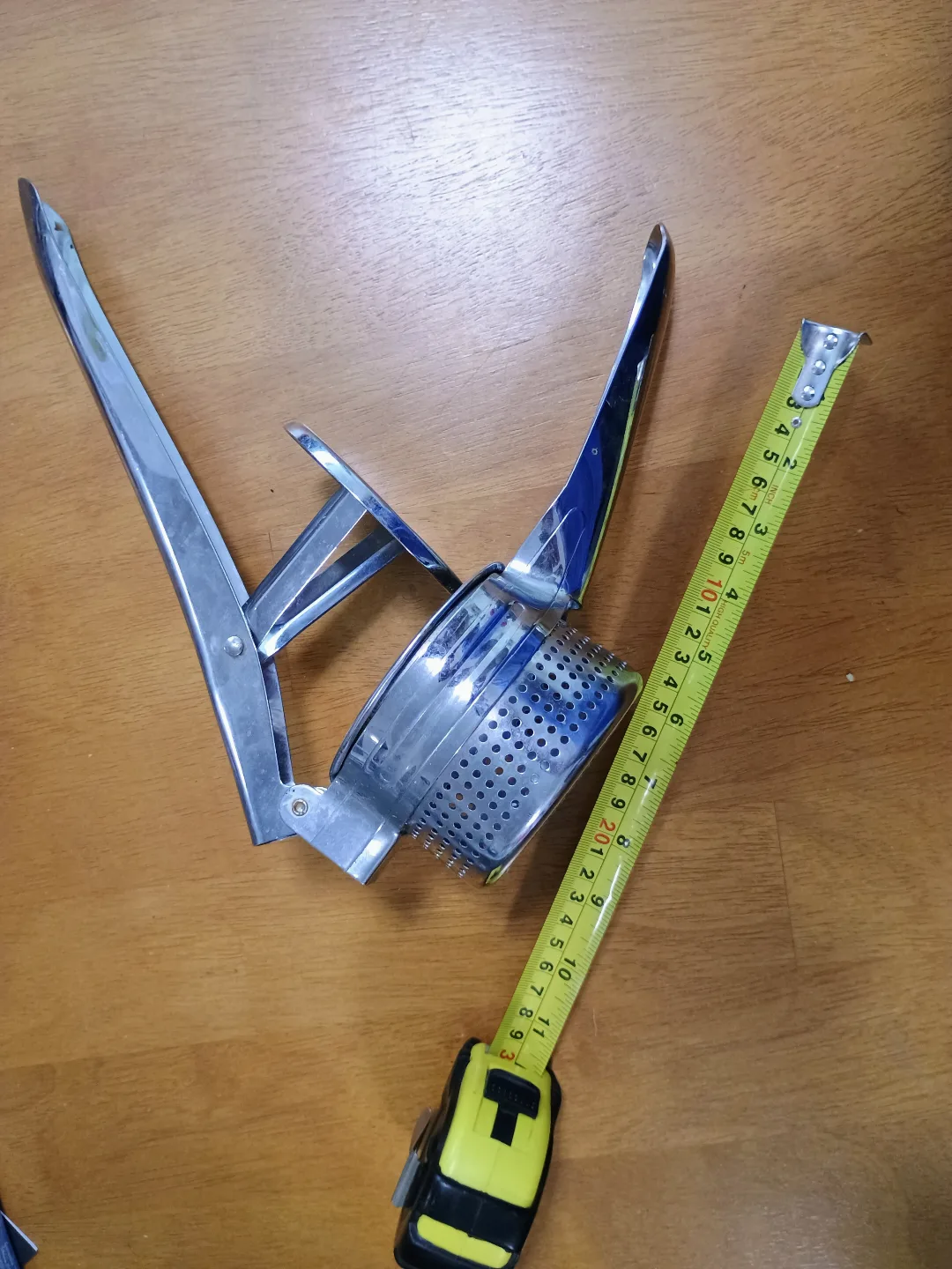 🏒👉 Vintage Stainless Steel Potato Ricer/sieve image indicator(2)