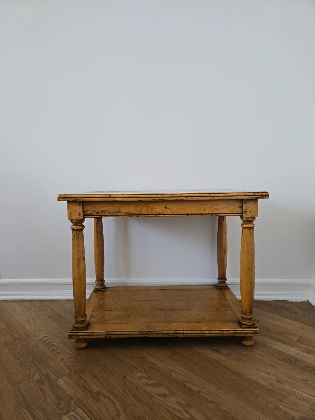 Early Fremarc Designs French County Maple Side Table thumbnail