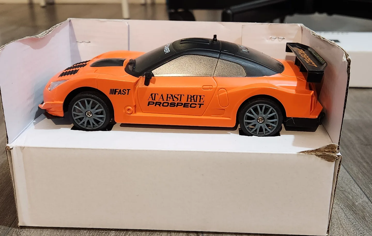 Racing Rally R/C 1:24 Drift Returns Remote Control Cars thumbnail