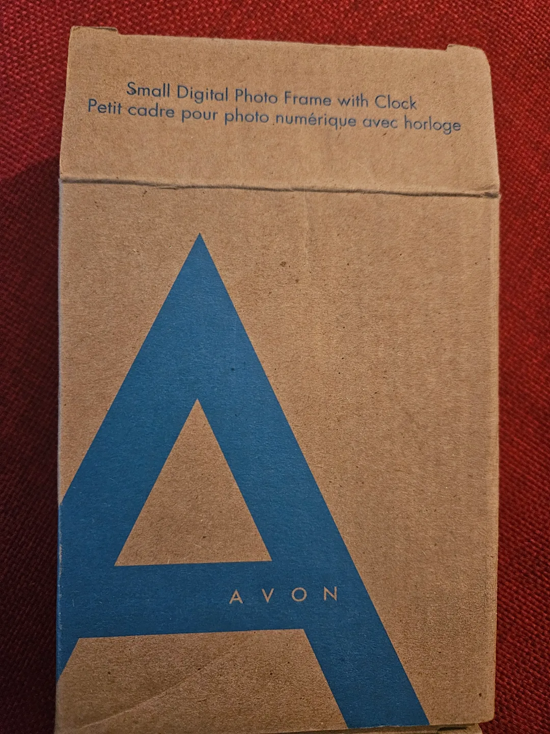 Avon Small Digital Photo Frame with Clock #freecycle image indicator(3)