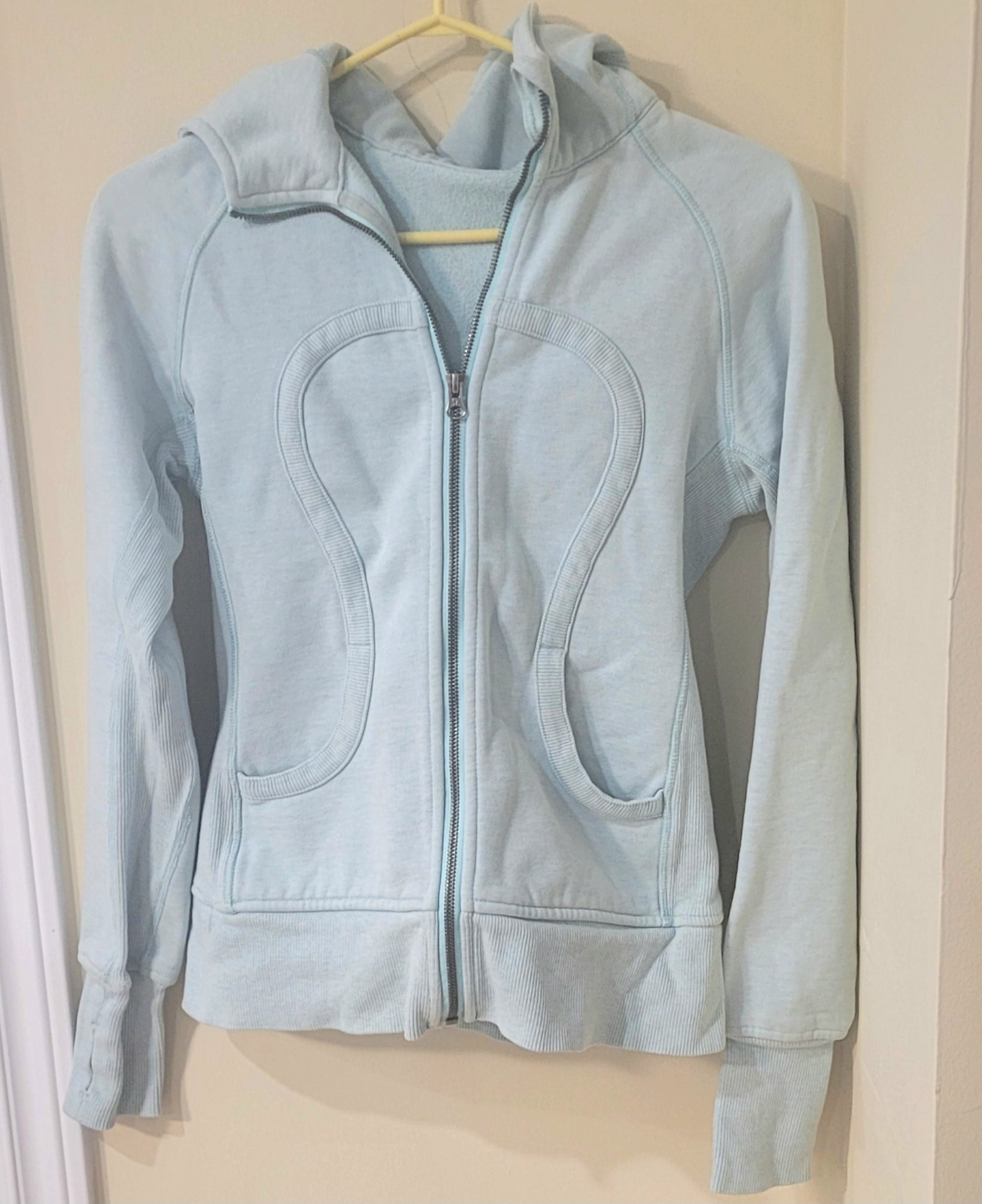 LULU sweaters