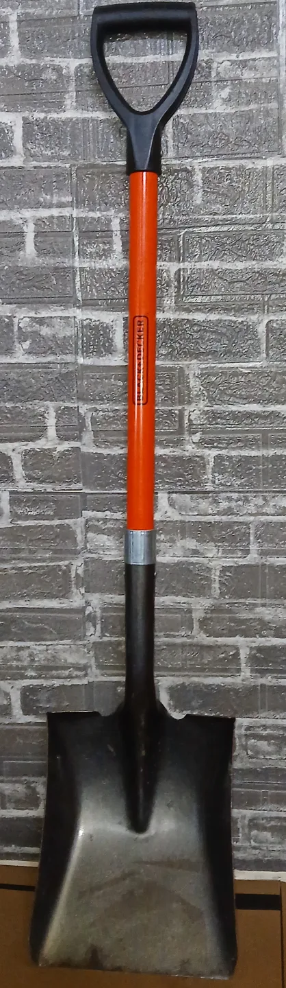 Black & Decker Shovel thumbnail