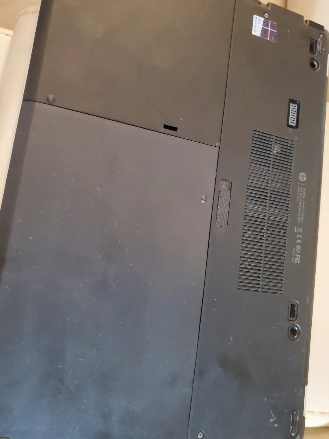 14inch i5 windows 11pro Hp Elitebook Folio laptop image indicator(2)