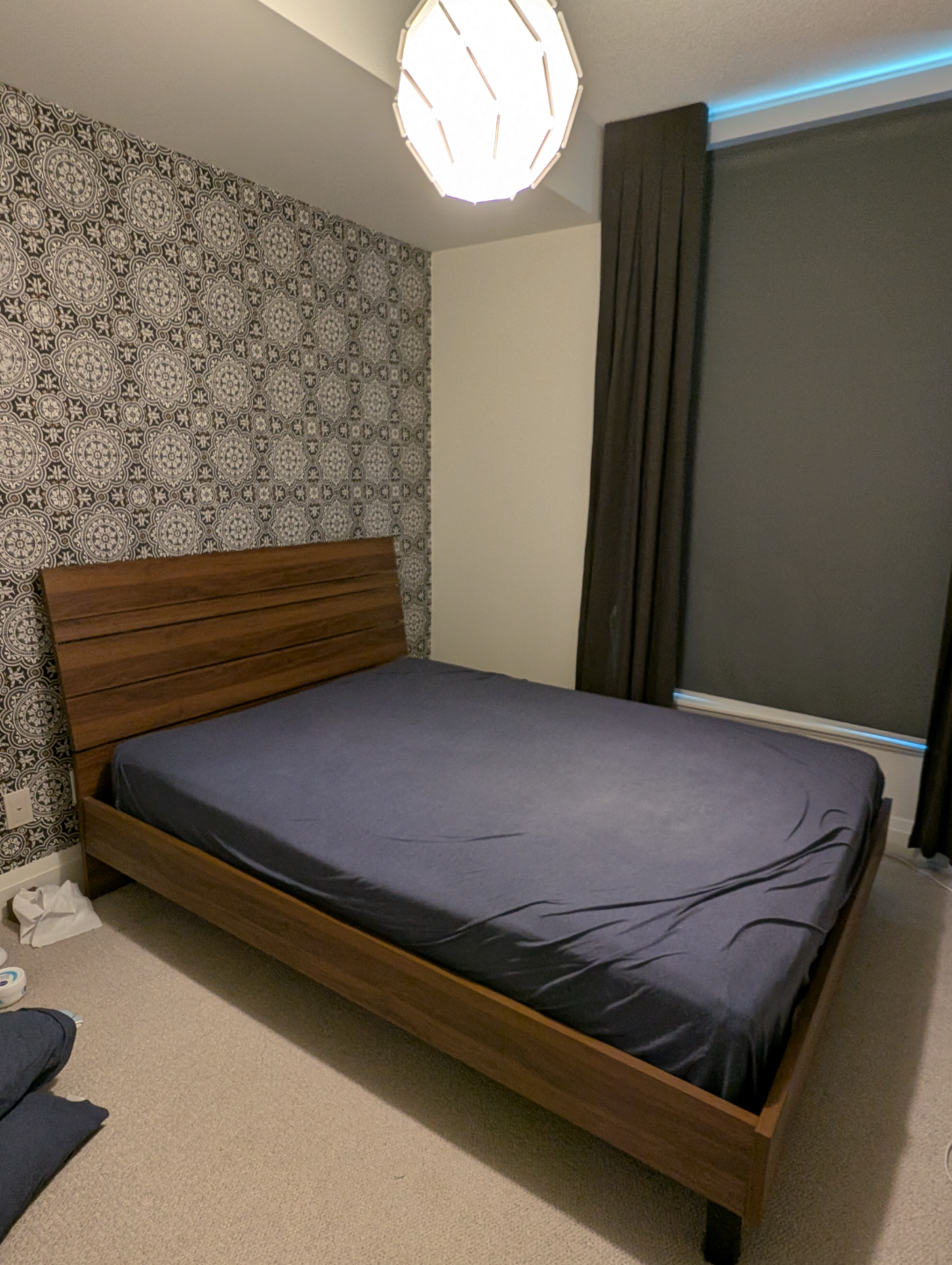 Queen-size Structube platform bed frame - photo 2