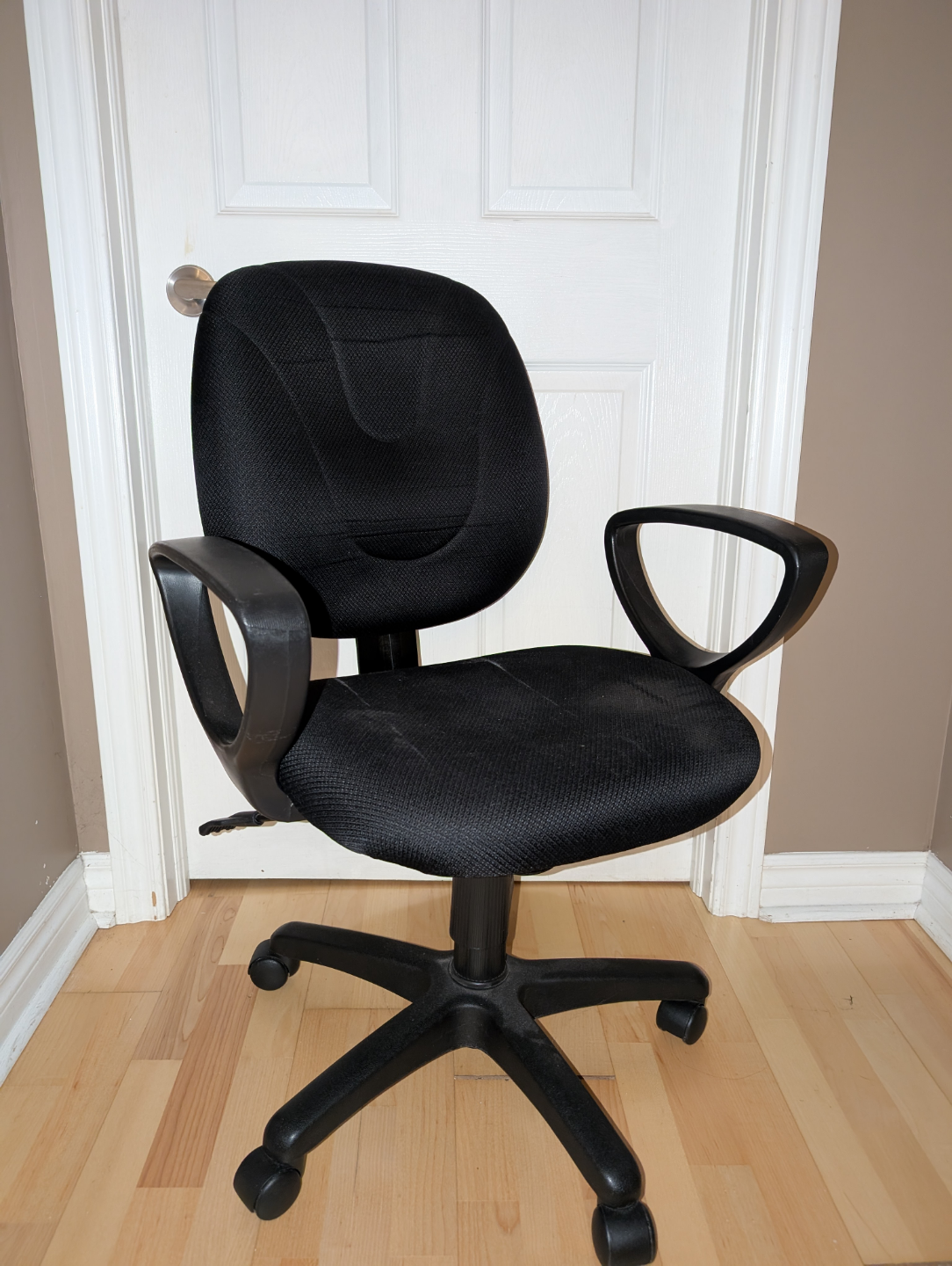 Black Office Chair with Armrests