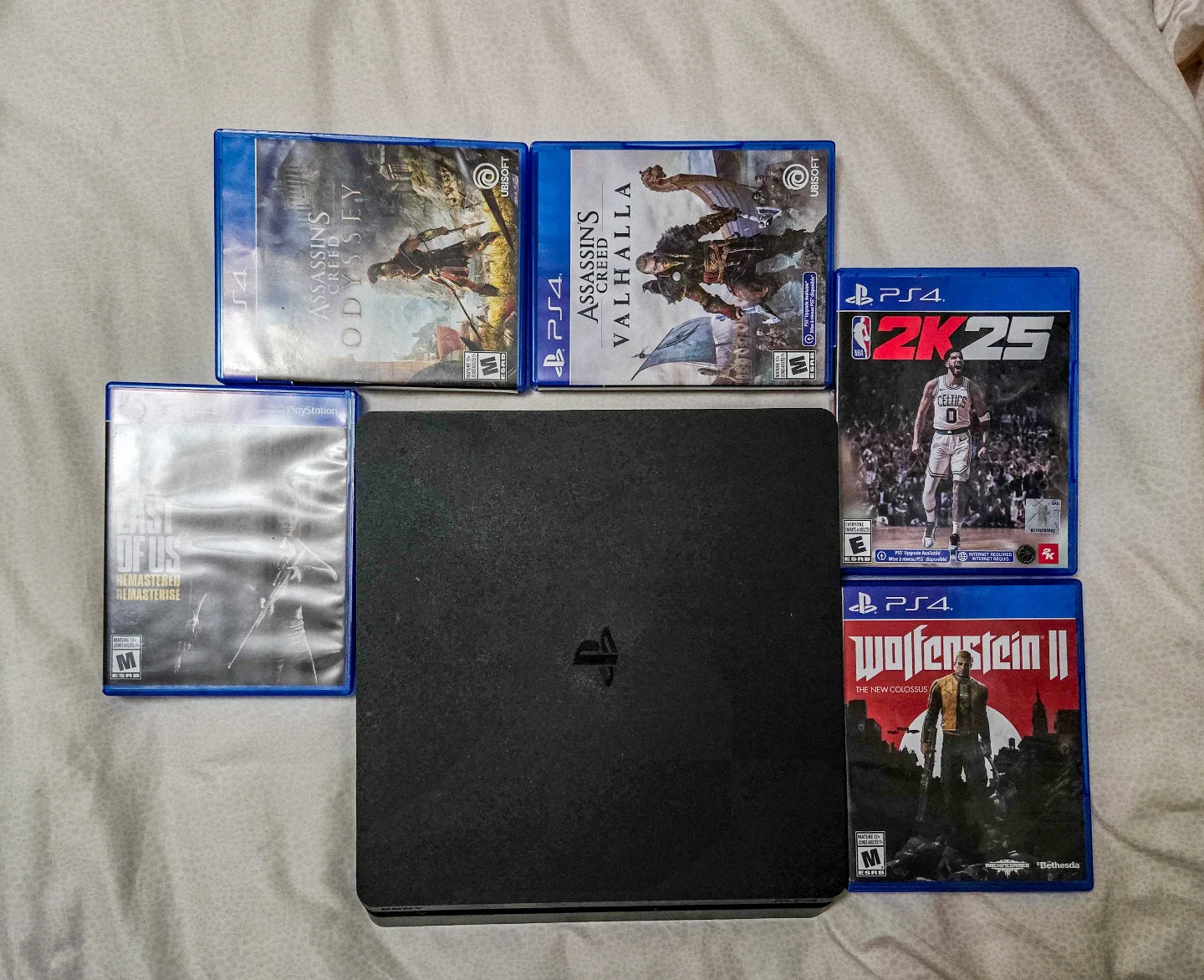 PS4 Console + 5 Games thumbnail