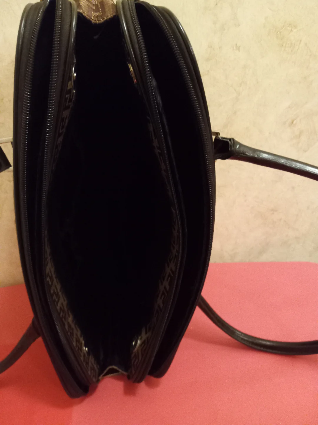 Nine West shoulder purse or laptop bag image indicator(5)