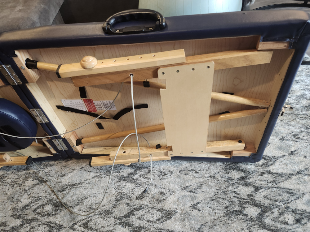 Portable Massage Table – Foldable with Face Cradle - photo 4