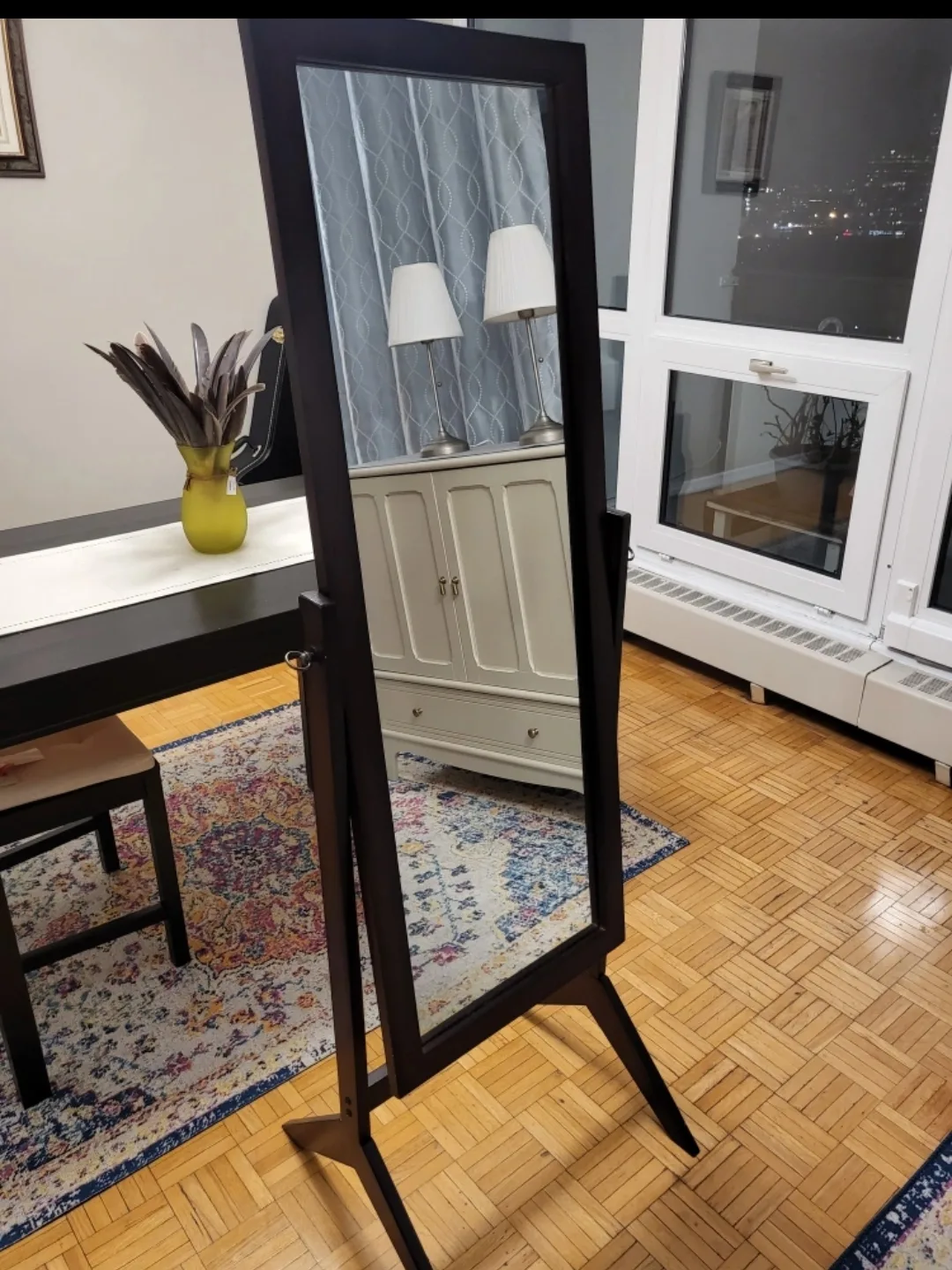 Full Length Freestanding Mirror image indicator(3)