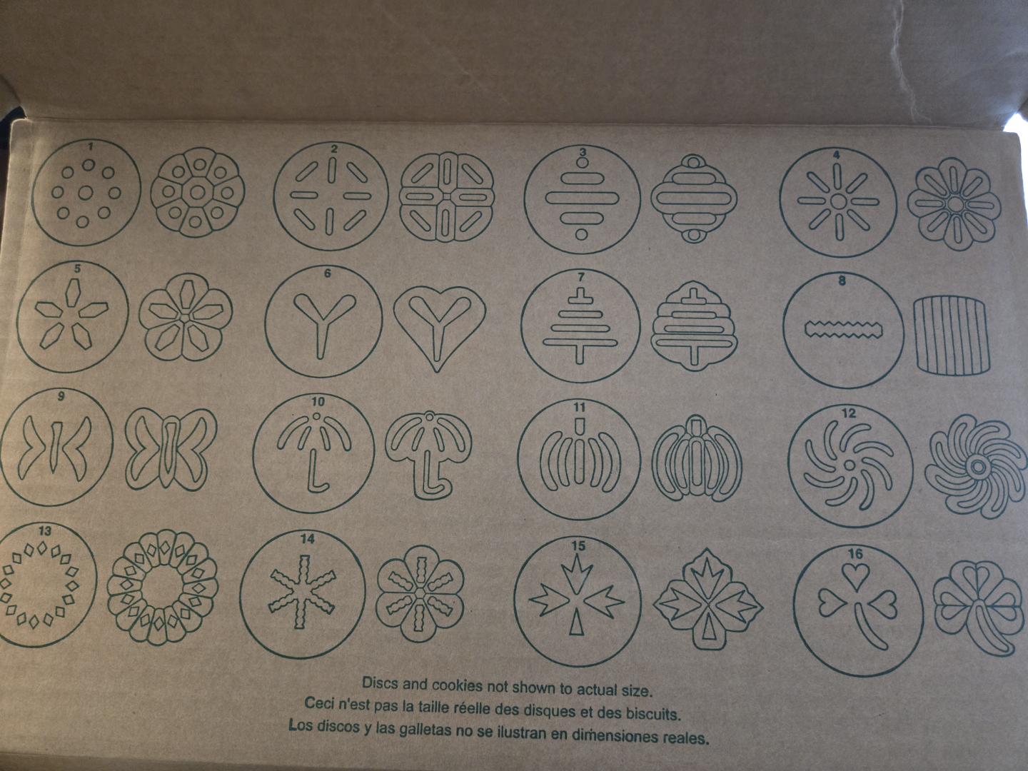 The Pampered Chef Cookie Press with 16 Discs - photo 3