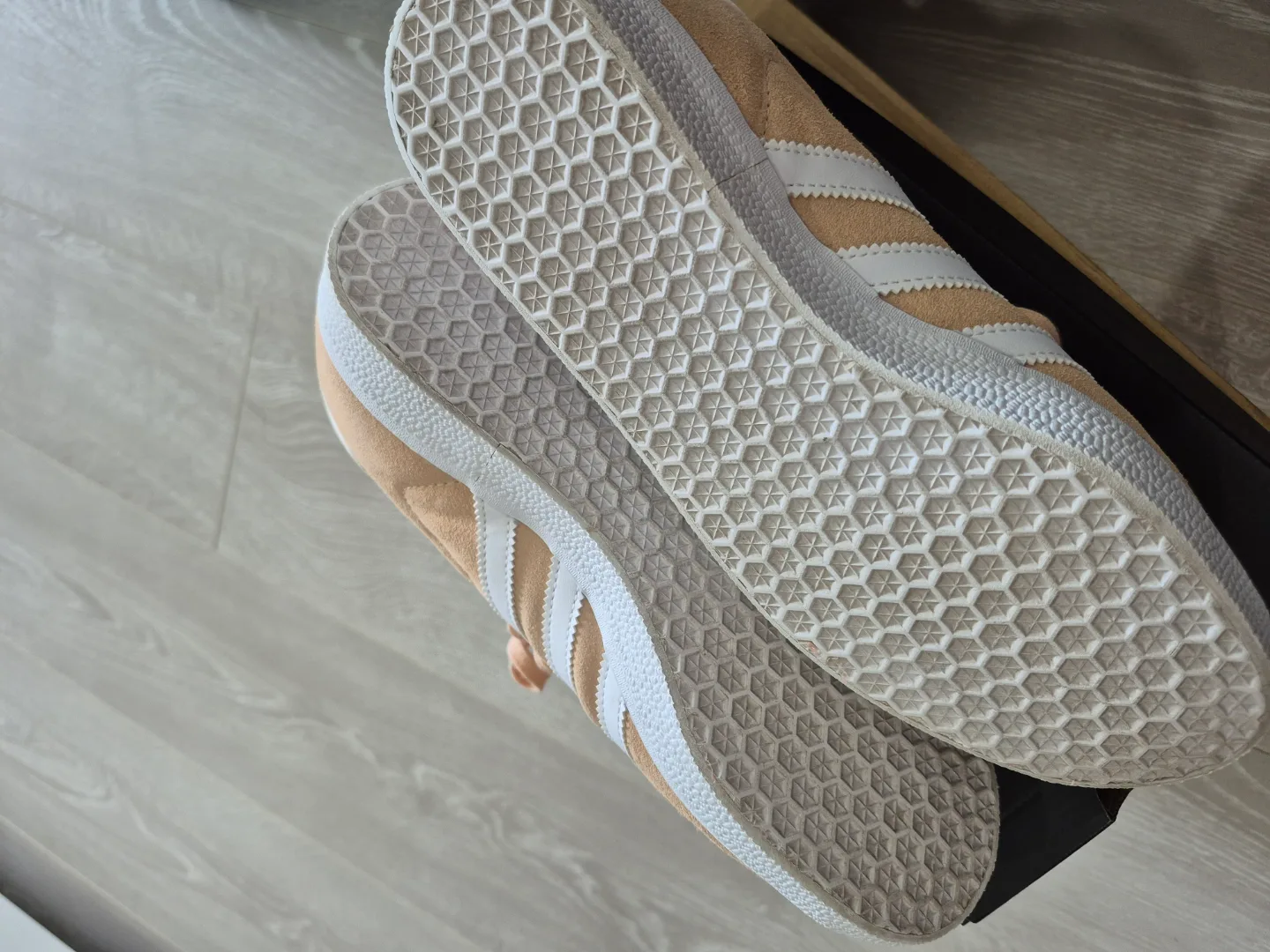 Adidas Gazelle Suede Sneakers - Size UK 5.5 image indicator(4)