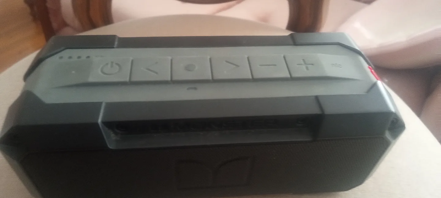 Monster Adventurer Bluetooth Speaker🧡 image indicator(3)