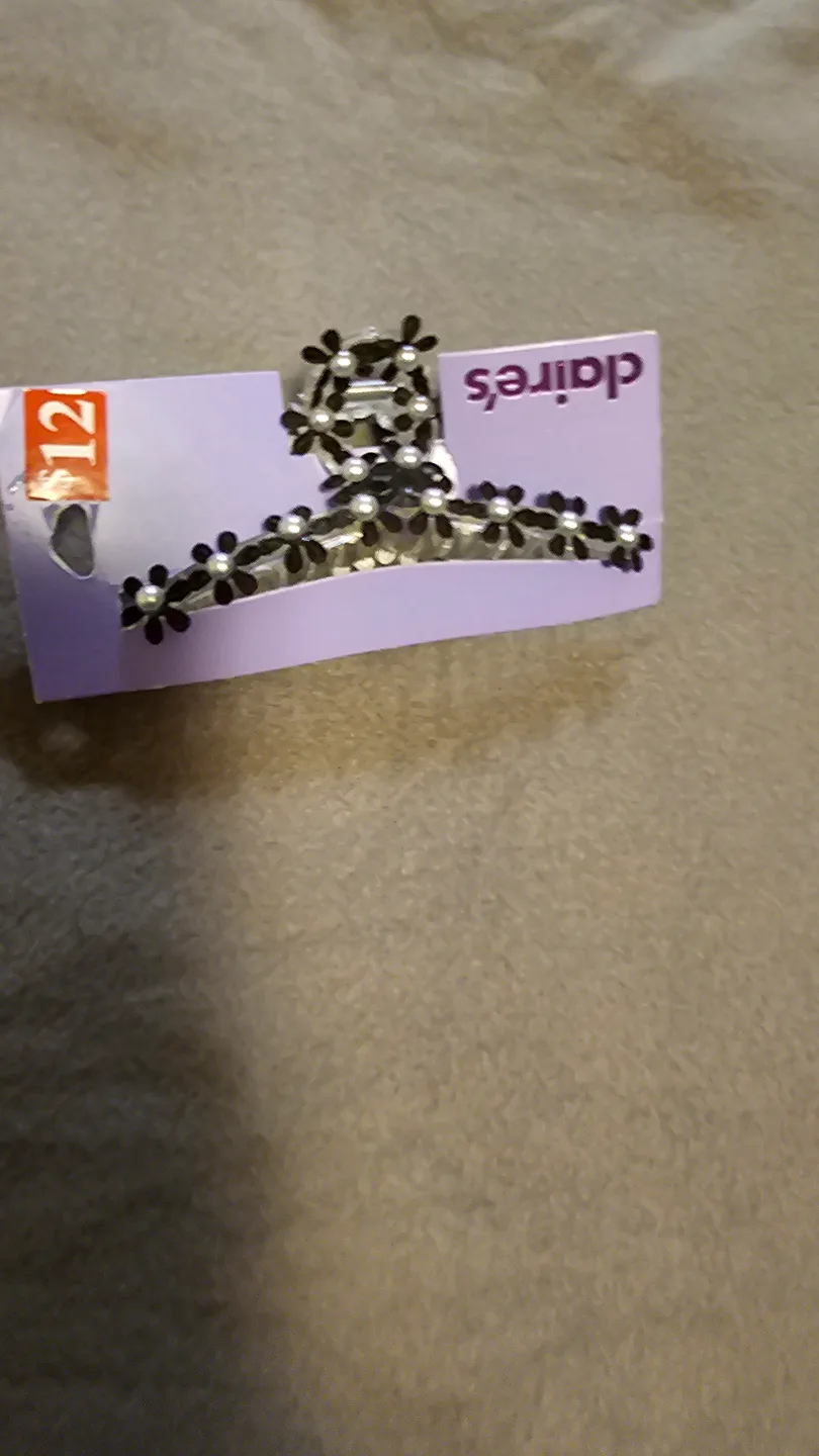 Claires Black and White Flower Hair Clip