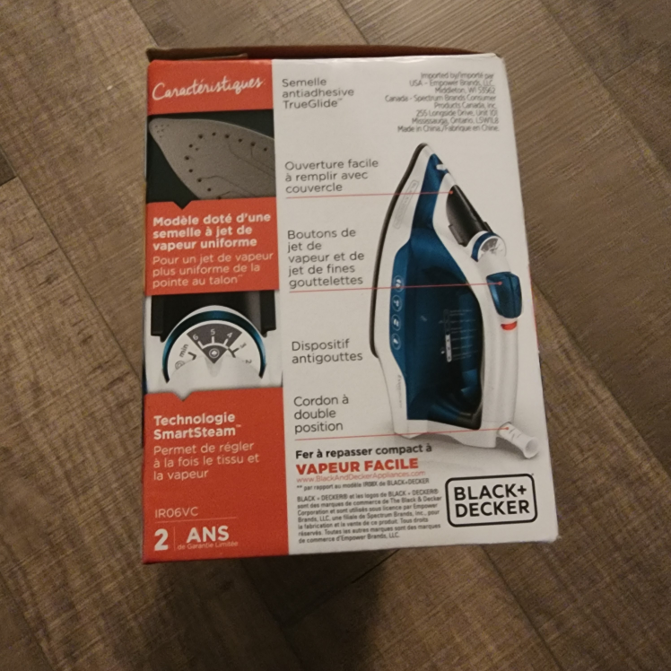 Black+Decker Easy Steam Iron - IR06VC - photo 2