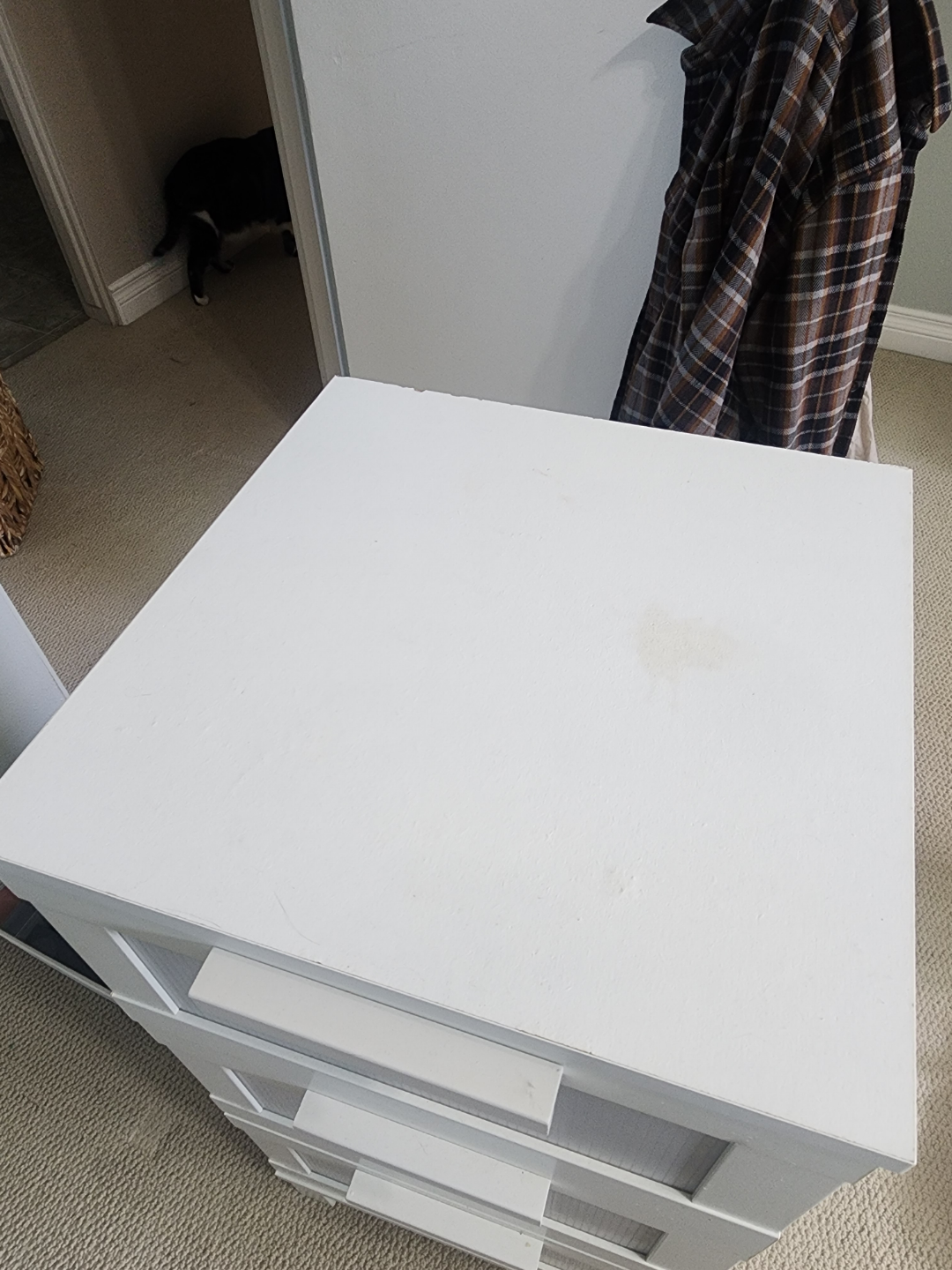 3-drawer bedside table - photo 3