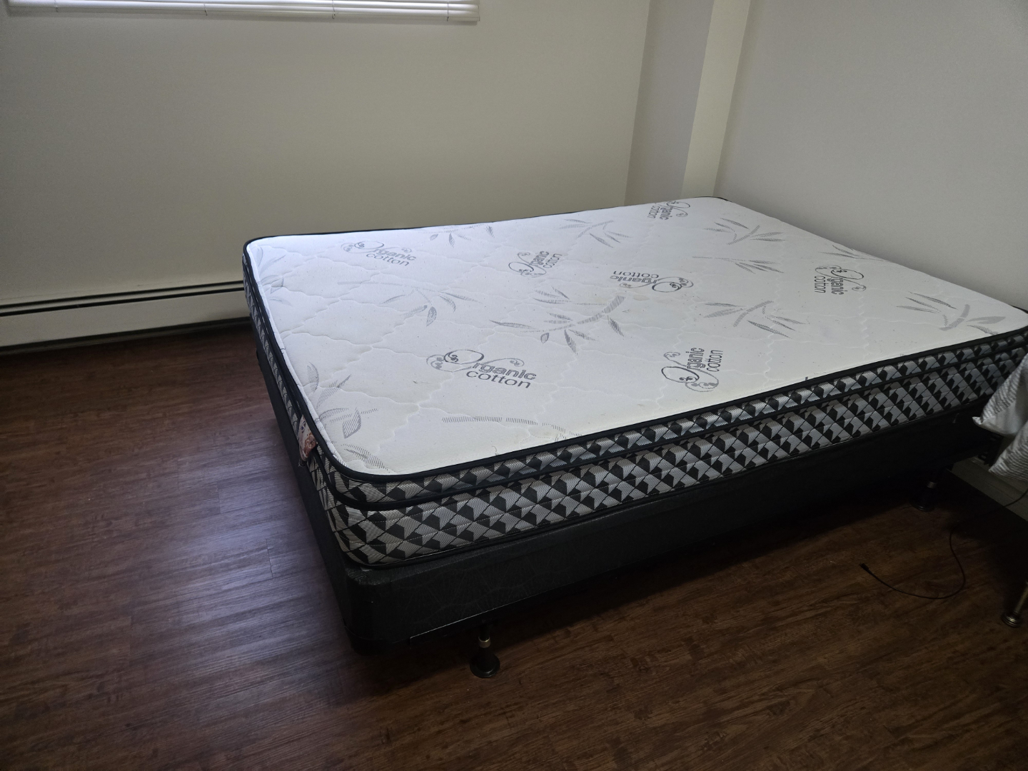 Double Mattress and Box Spring Set