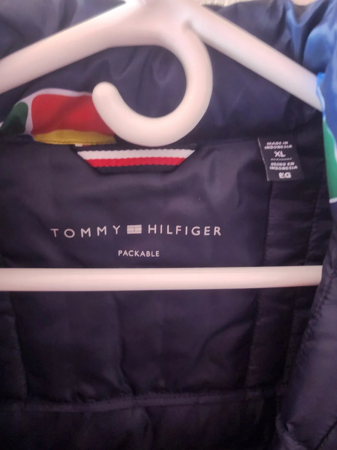 Tommy Hilfiger Navy Flag Puffer Jacket image indicator(3)