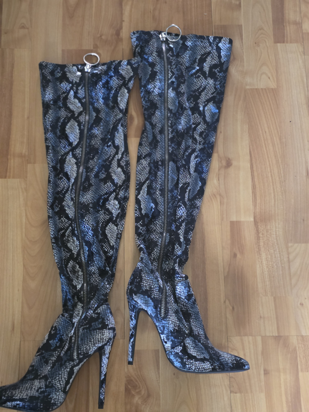 Snakeskin Over-the-knee Boots - photo 2