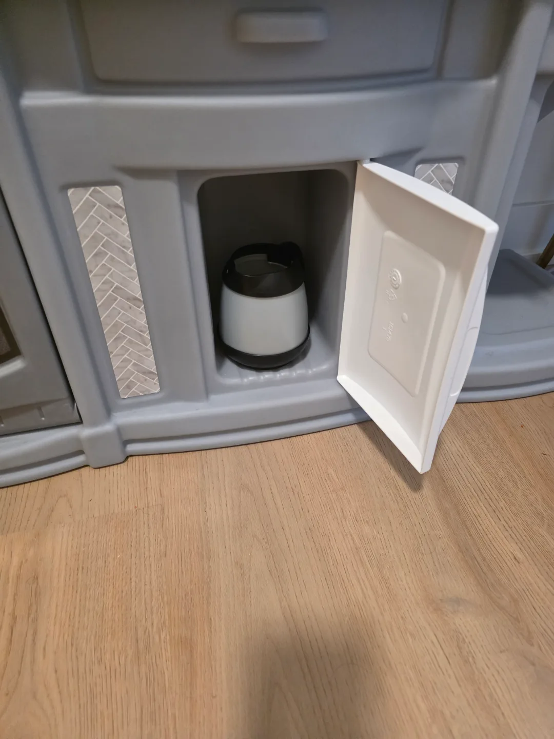 Step2 Naturally Playful Kitchen image indicator(3)