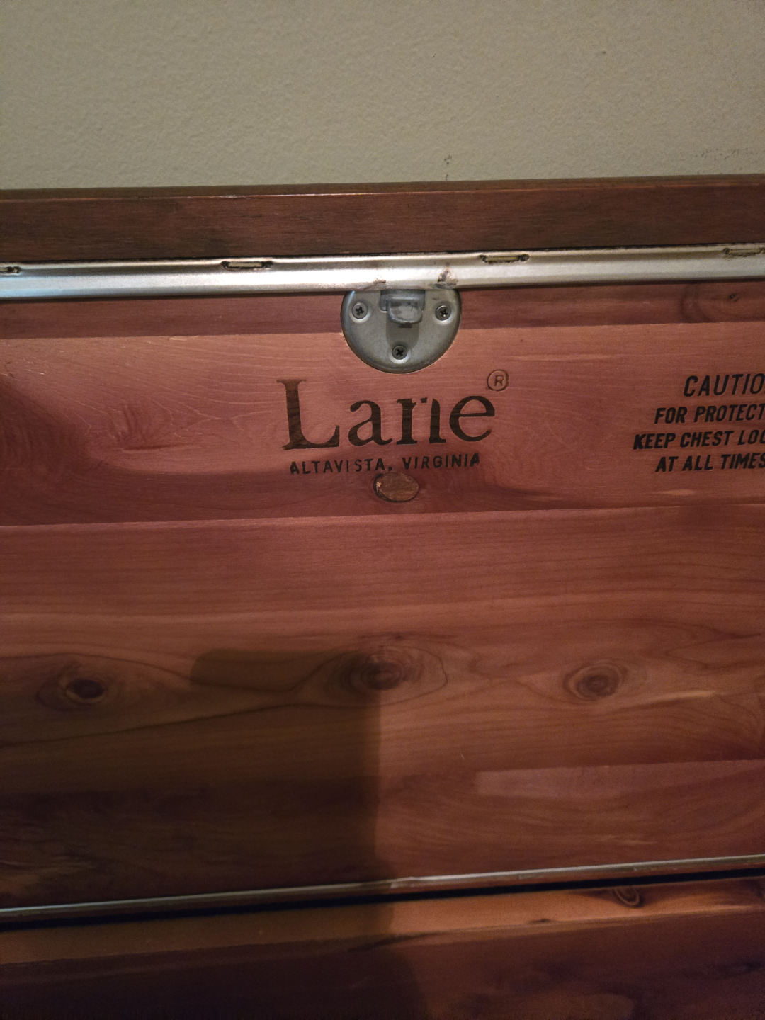 Vintage Lane Cedar Chest - photo 2