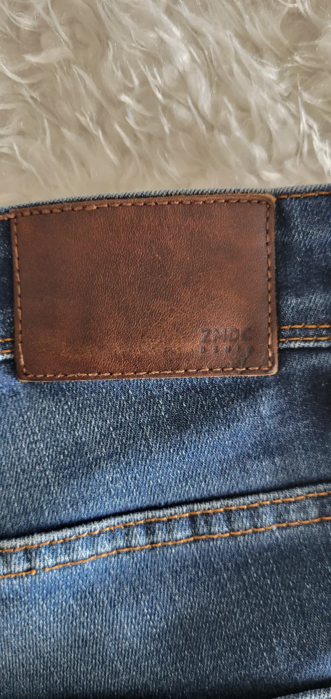 Zara Man Denim Collection Slim Fit Jeans - Size 32 image indicator(9)