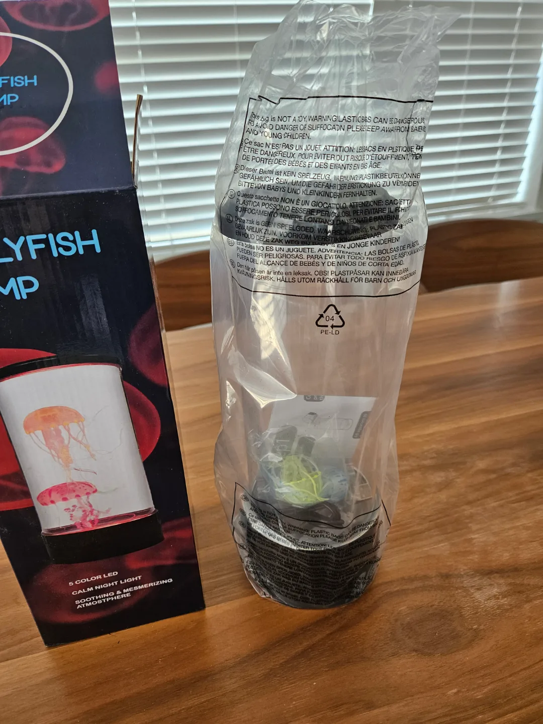 Jellyfish Lamp with 5 Colour LED Night Light image indicator(2)