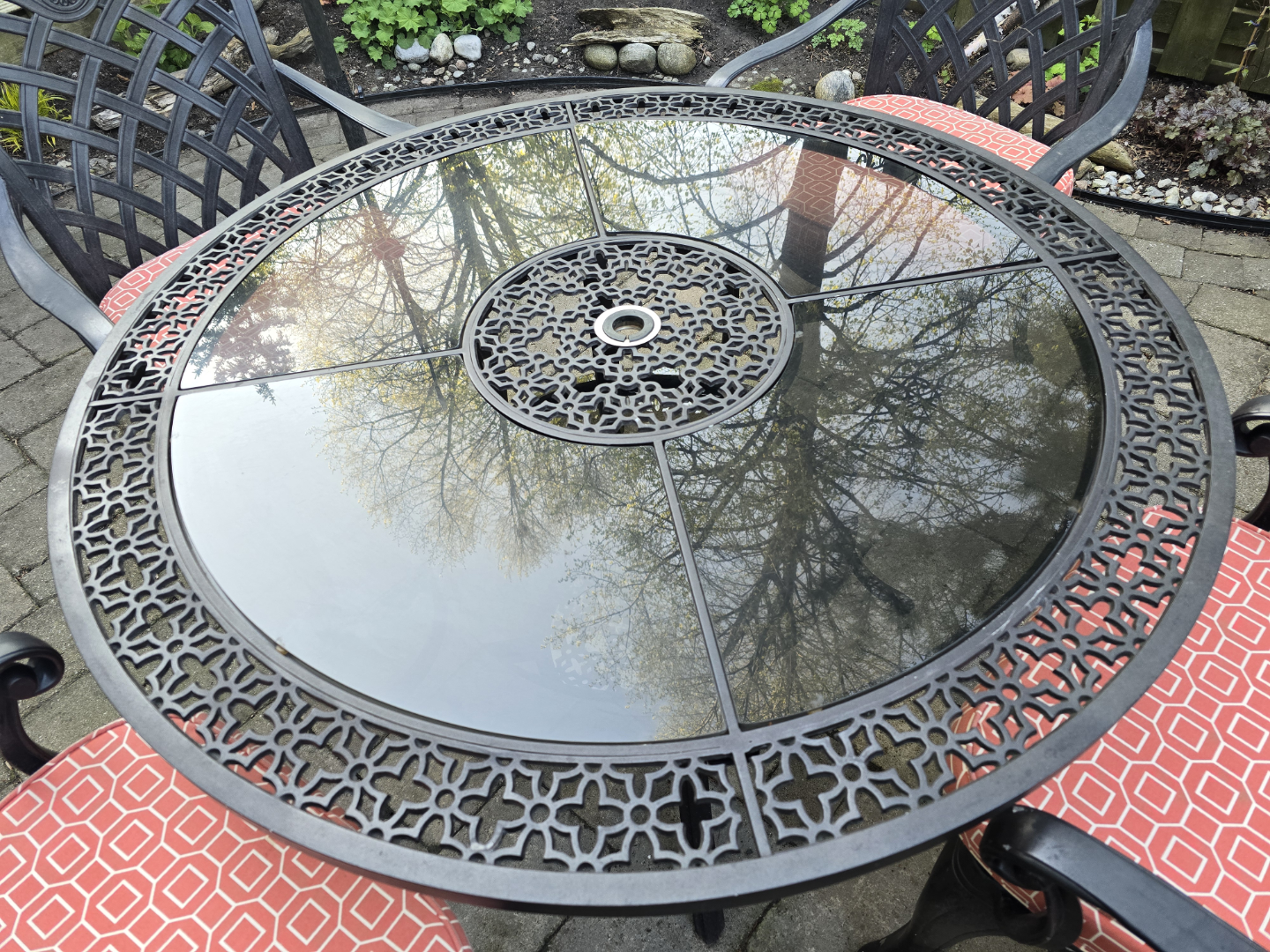 Cast Iron Patio Set for Sell - photo 3