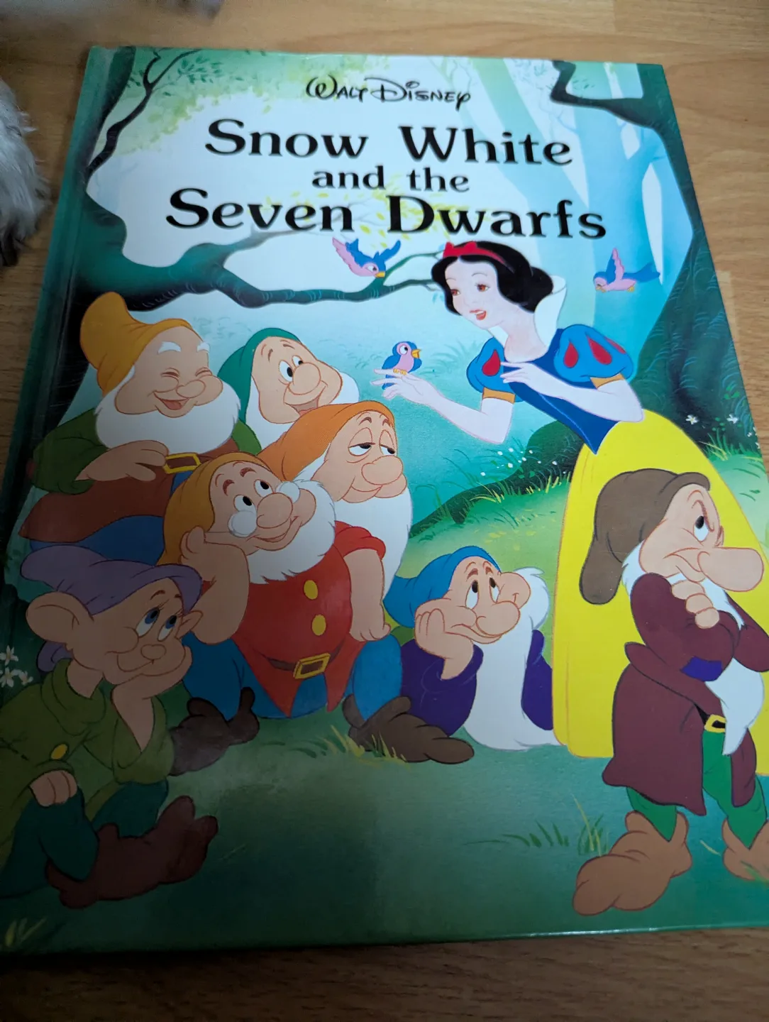 Walt Disney's Snow White and the Seven Dwarfs Children's Book thumbnail
