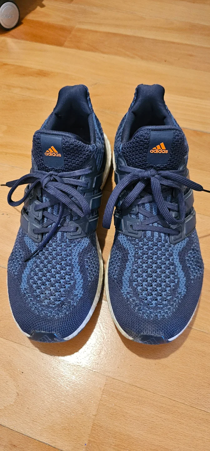 Adidas Ultraboost Running Shoes - Size 8 thumbnail