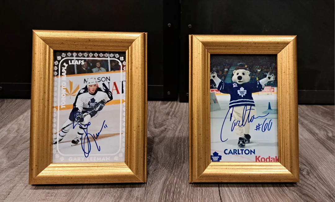 Toronto Maple Leafs 🍁 Framed Autographed Photos thumbnail