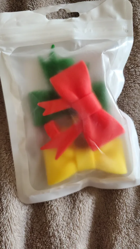 Christmas Tumbler Bows - Red, Yellow, Green image indicator(2)