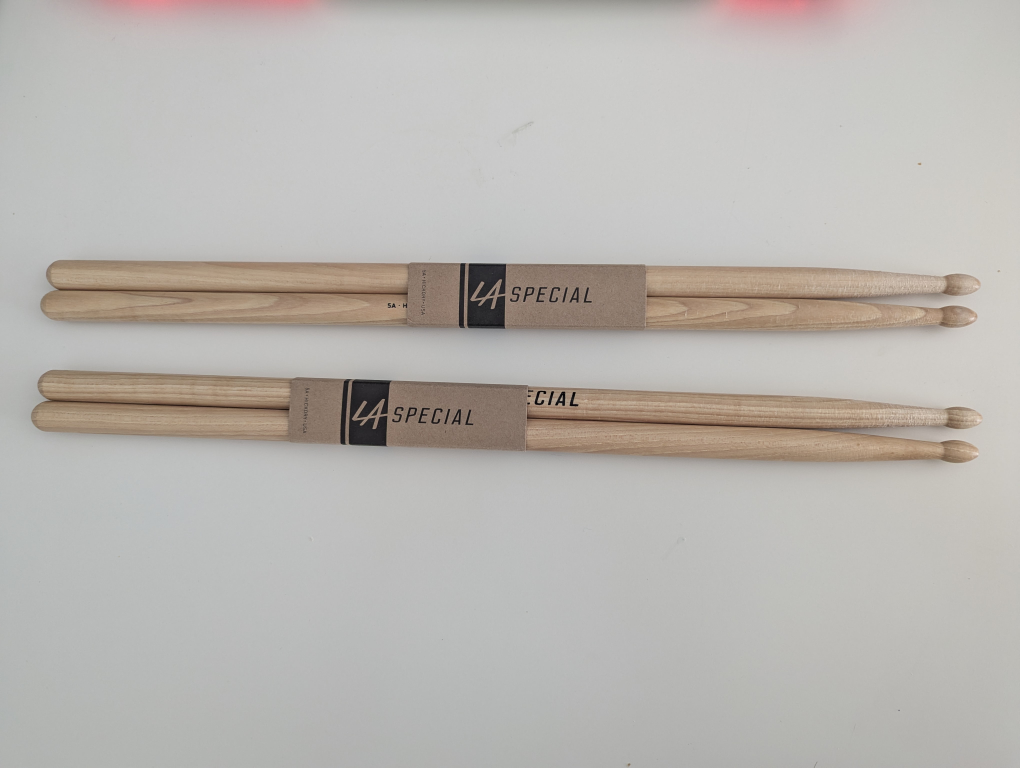 Drumsticks: Promark ActiveGrip 5B & LA Special 5A Hickory - photo 4
